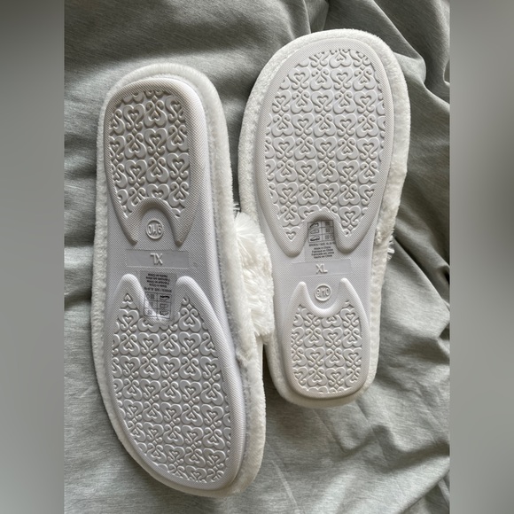 DB Studio Slippers for the Bride - Size 9/10 - Picture 3 of 3